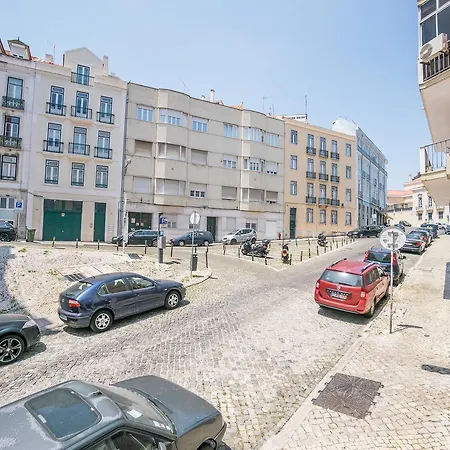 Appartamento Downtown With Balcony And Parking *