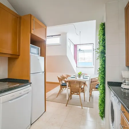 Downtown With Balcony And Parking Appartement *