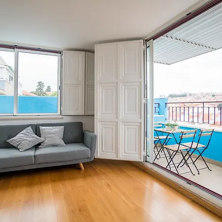 Downtown With Balcony And Parking * Lisboa