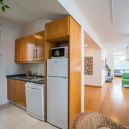 Downtown With Balcony And Parking Apartamento